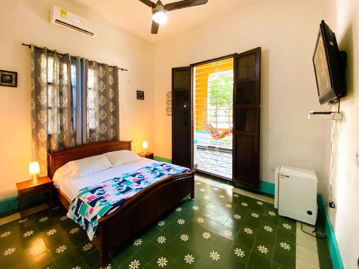 Mansion Bahia Manga Bed & Breakfast Cartagena Екстериор снимка