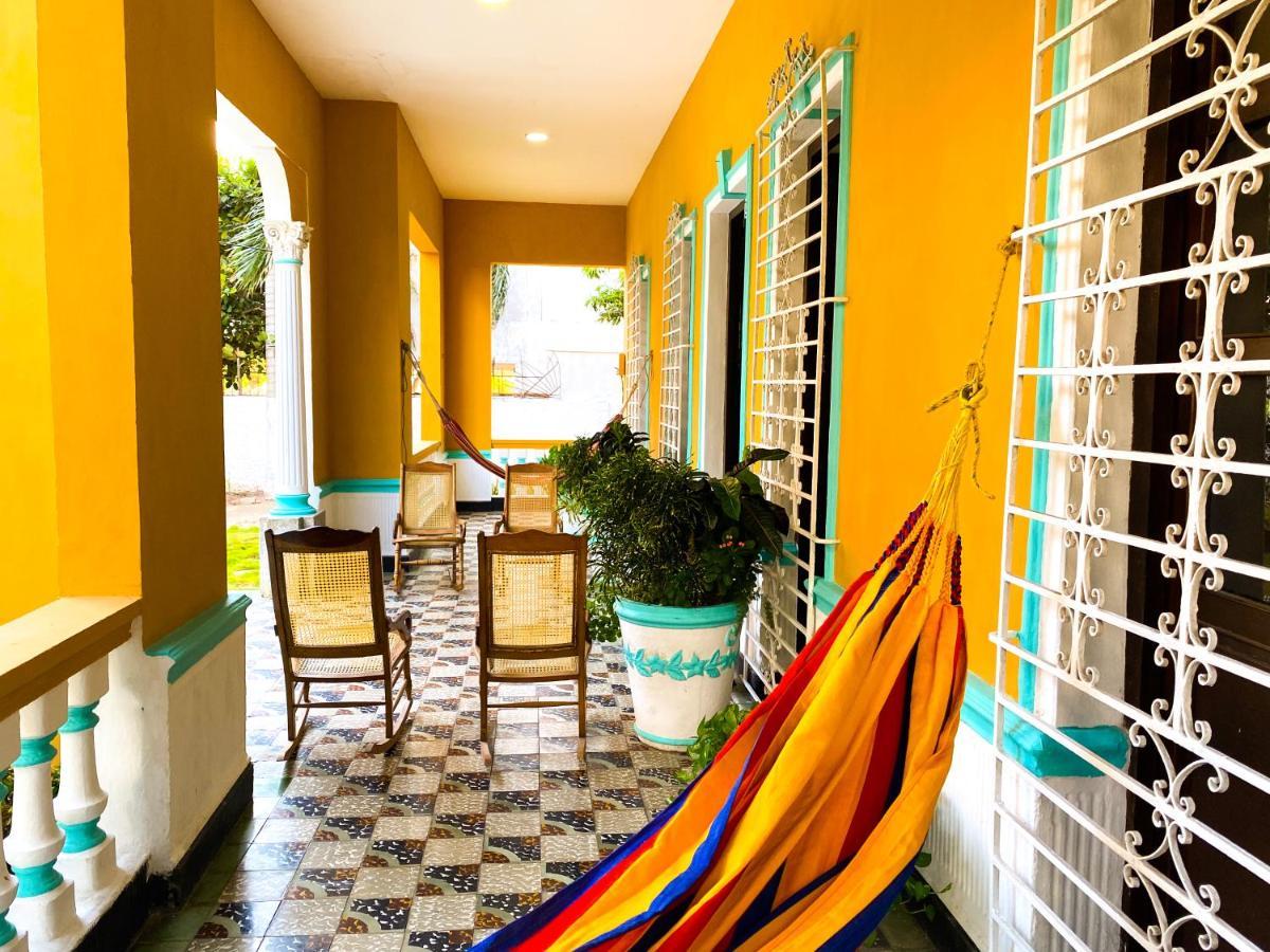 Mansion Bahia Manga Bed & Breakfast Cartagena Екстериор снимка