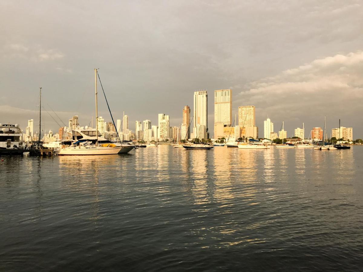 Mansion Bahia Manga Bed & Breakfast Cartagena Екстериор снимка
