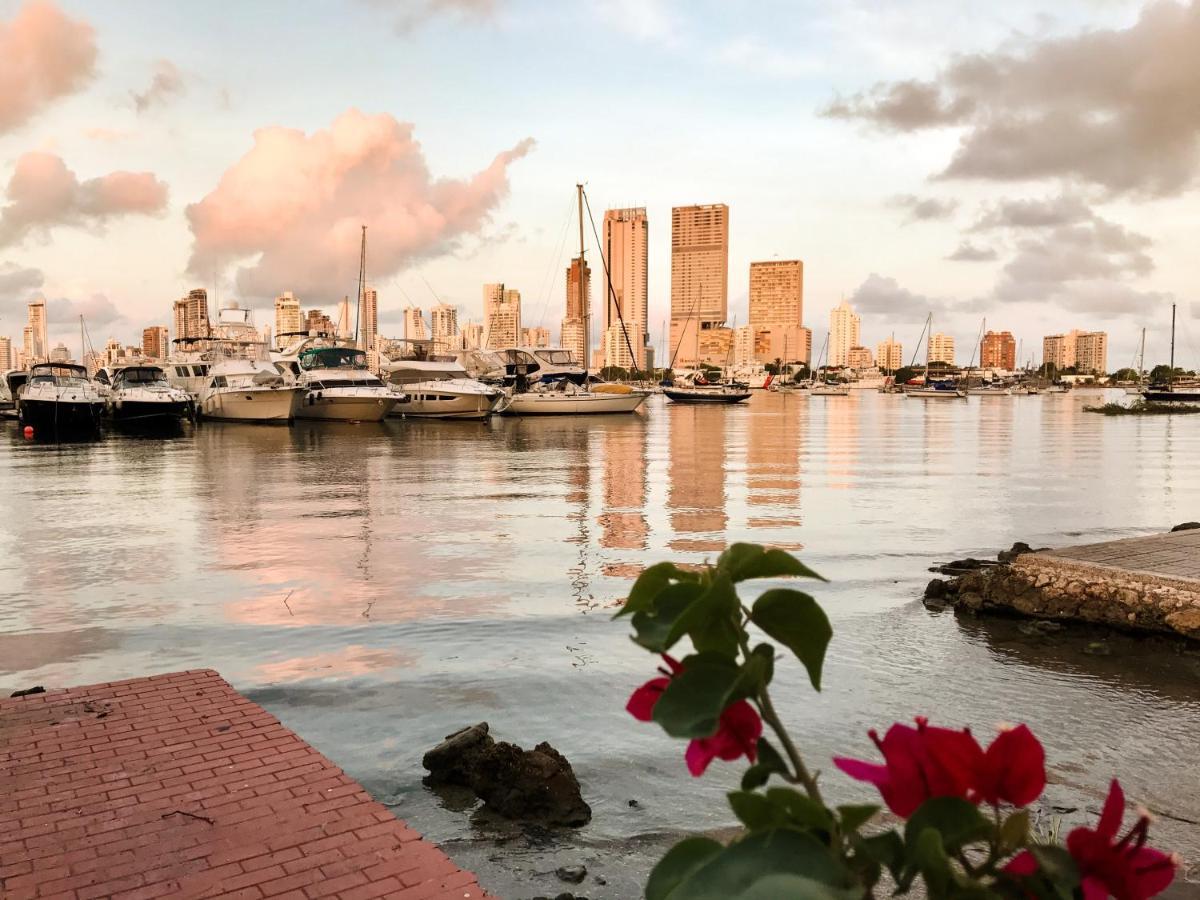 Mansion Bahia Manga Bed & Breakfast Cartagena Екстериор снимка