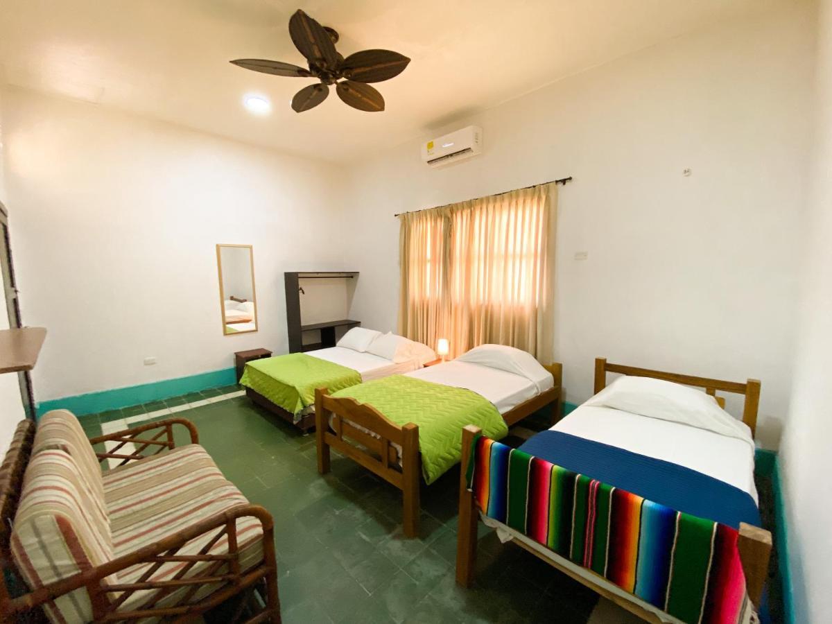 Mansion Bahia Manga Bed & Breakfast Cartagena Екстериор снимка
