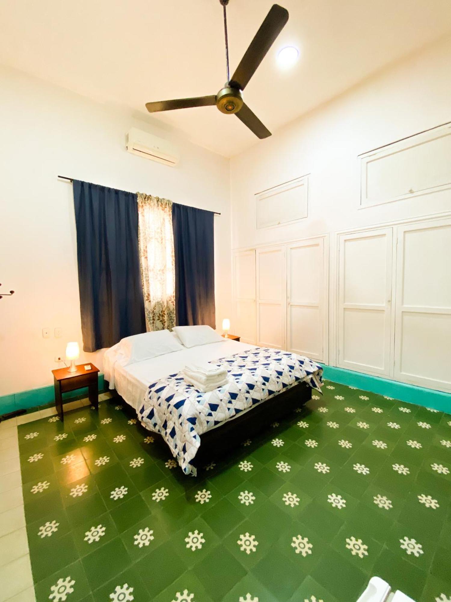 Mansion Bahia Manga Bed & Breakfast Cartagena Екстериор снимка