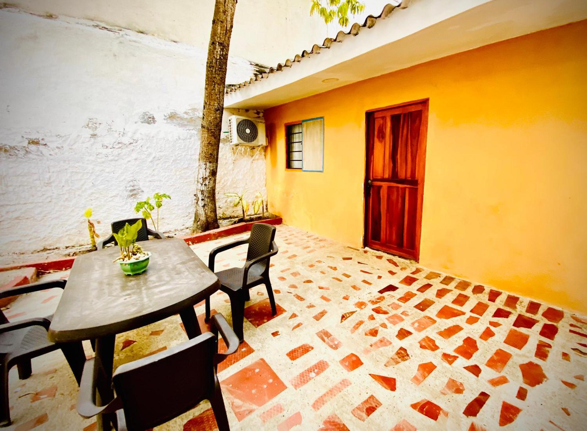 Mansion Bahia Manga Bed & Breakfast Cartagena Екстериор снимка